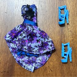 Monster High Gloom and Bloom Catrine clothes