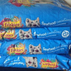 Friskies 22 Lb Bags Of Dry Food