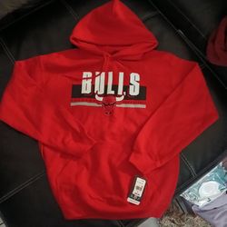 Chicago Bulls NBA Hoodie Red New with Tags