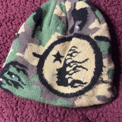 HELLSTAR BEANIE