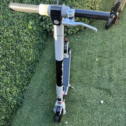 Gotrax XR Ultra Electric Scooter36V/7.0AH Battery Up &17 Miles Long-Range15.5MPH