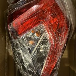2016-2021 Honda Civic Right Passenger Outer Tail Light Sedan