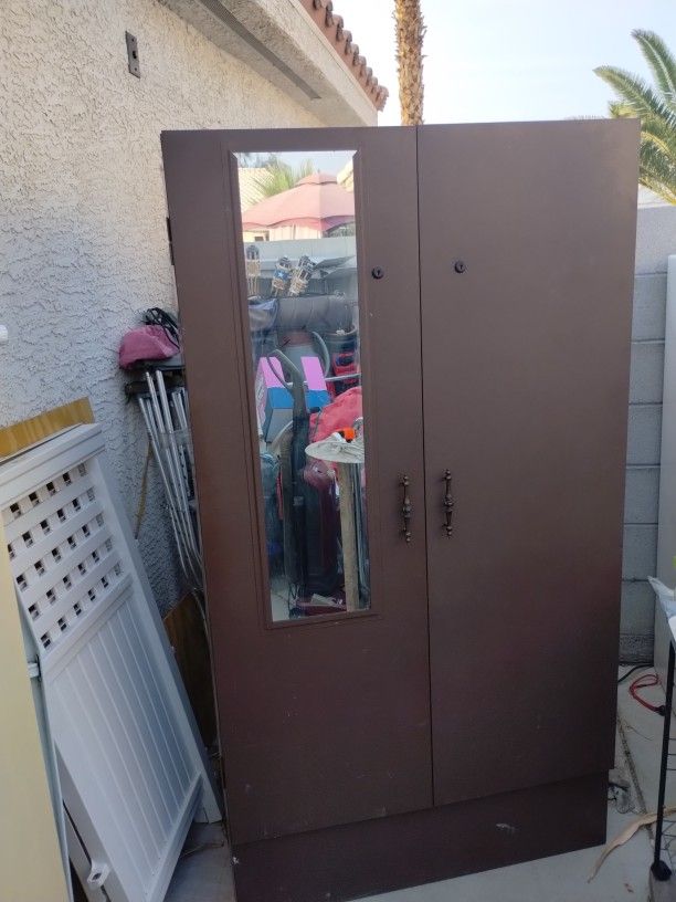METAL 2 DOOR WARDROBE CABINET.