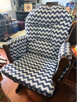 Nursing chair