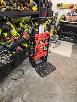 Pack Out dolly panchos Tools