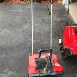 Toro 1800 Electric Snowblower 