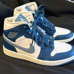 Nike Jordan 1 Mid  Women  Size 6.5