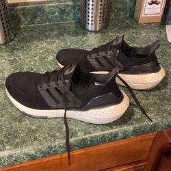 Adidas Ultraboosts Size 10.5