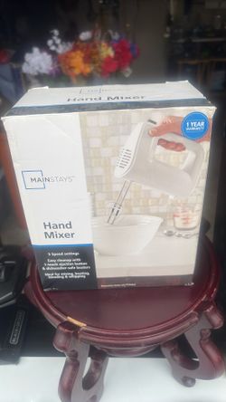 Hand mixer