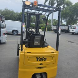Forklift Yale Electric