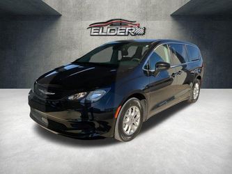 2023 Chrysler Voyager