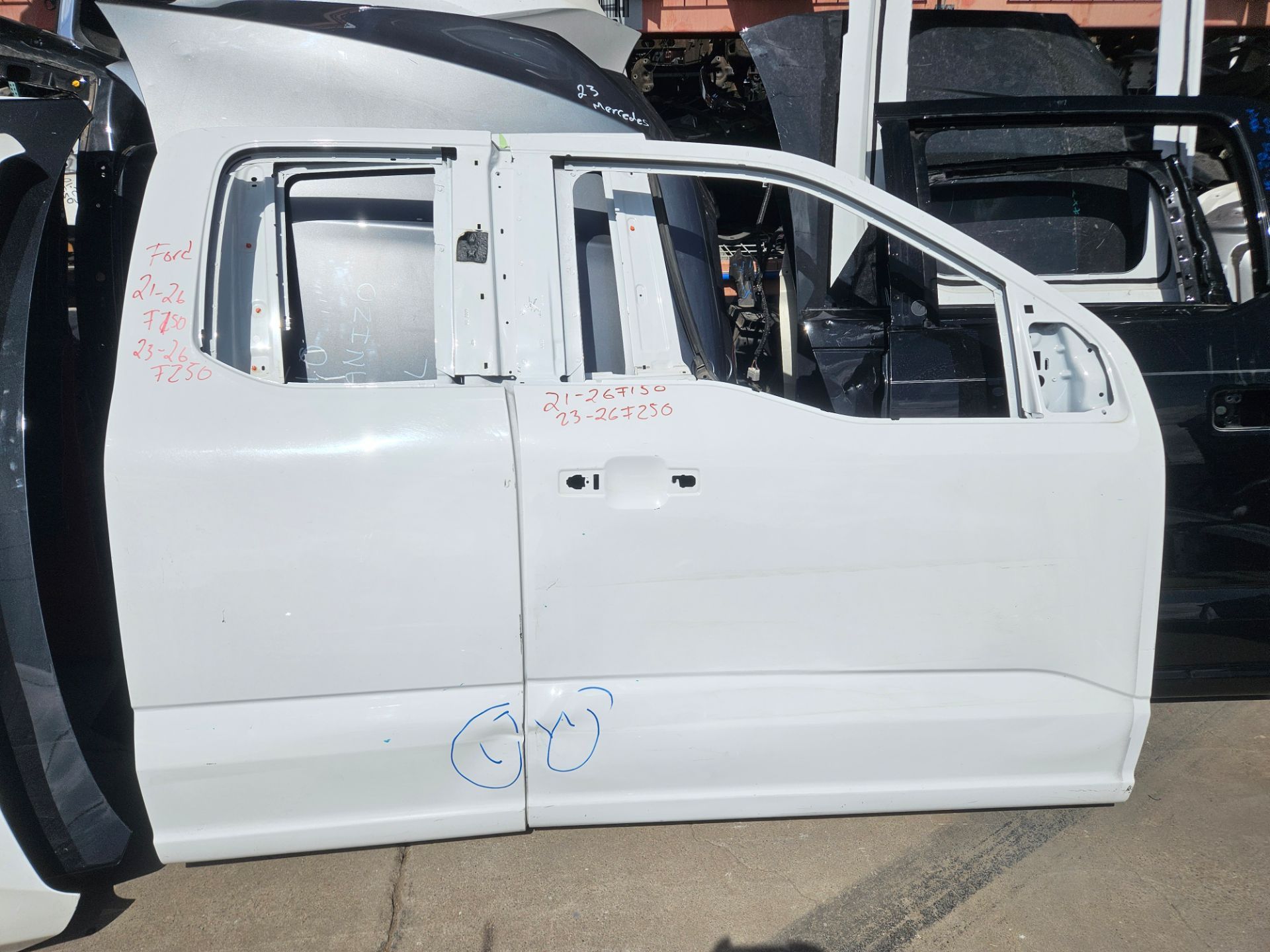 Ford F150 Right Front Door Oem 21 to 26
