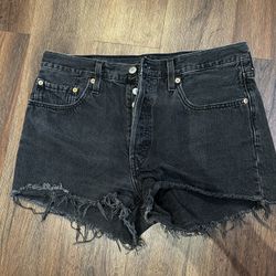 Levi’s 501 Original Shorts - Women’s 