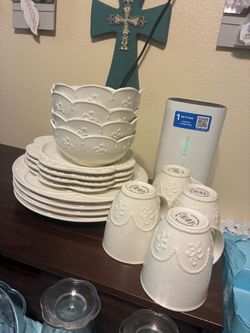 White Princess House Dish Set