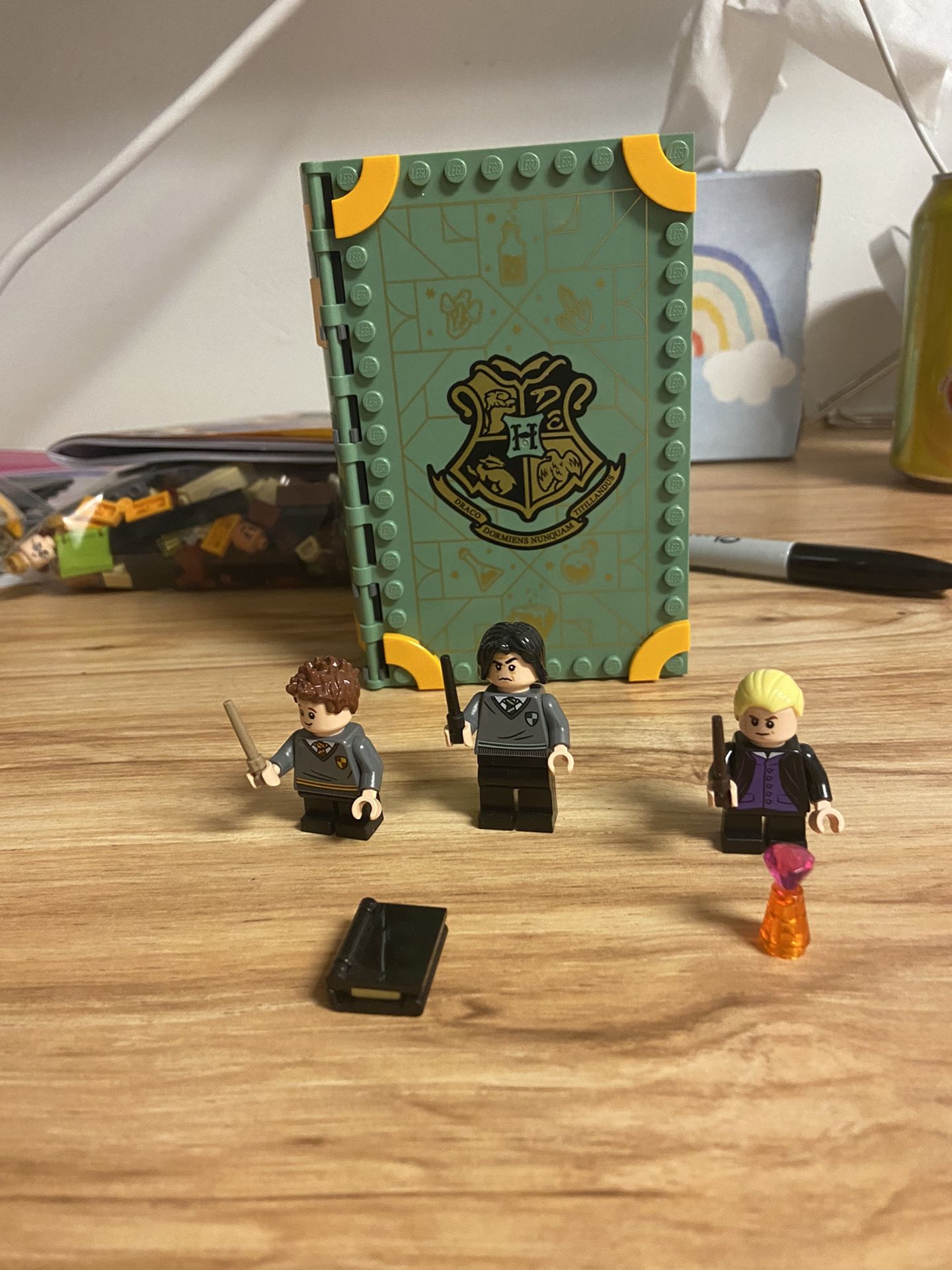 Harry Potter Legos- Potions Class Book (slytherin)