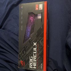 ROG HERCULX graphic Card Holder 