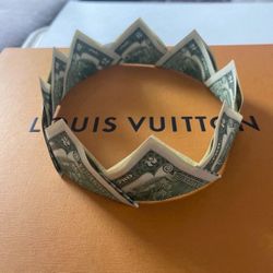 Money Crown