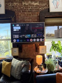 55 Inch Ultra Thin Picture Frame TV