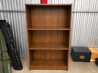 Wooden 3-4 level bookcase
