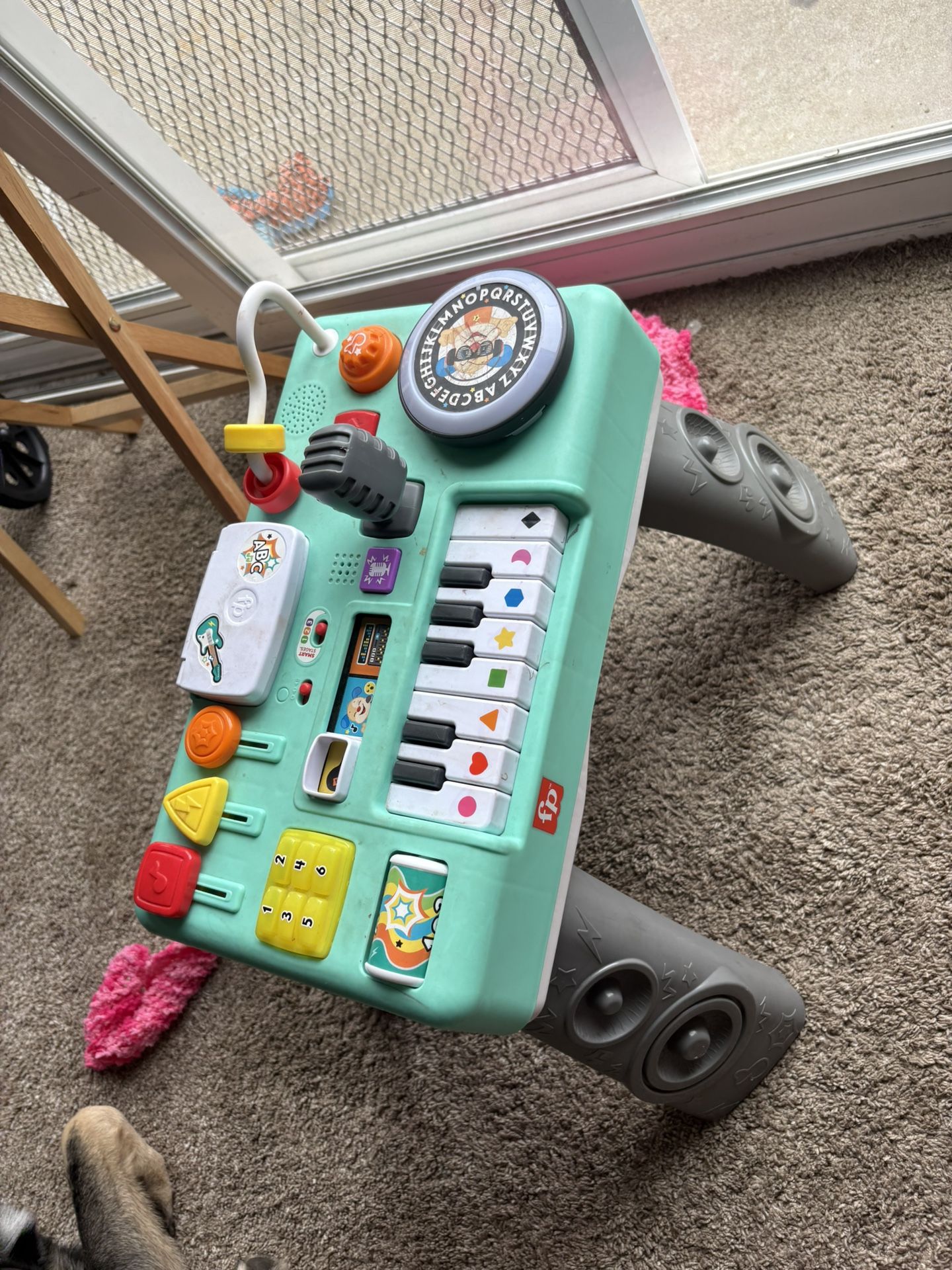 Fisher-Price Laugh & Learn Mix & Learn DJ Table - great condition - OBO