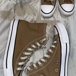 light brown women's converse 