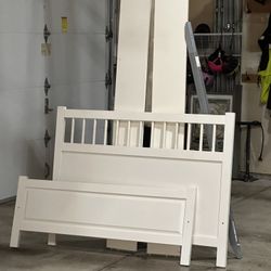 Pottery Barn Kids Full Bed