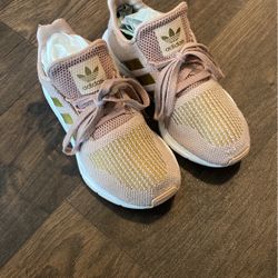 Adidas Pink/Gold Size 4Y