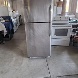 Frigidaire  Refrigerator 