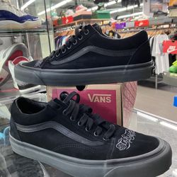 Vans Old Skool 36 DX NBHD x Mr. Cartoon