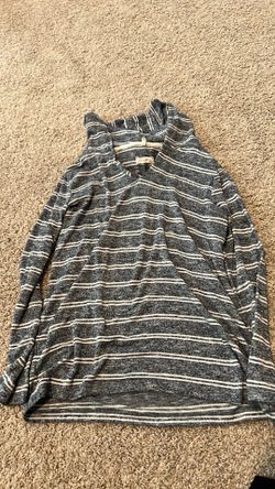 Lou Grey hooded pull over size small