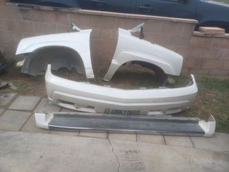 2002 Cadillac Escalade Parts