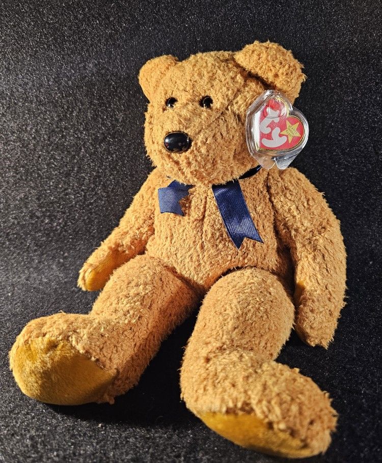 Original 1999 Ty Beanie Buddy Collection Fuzz The Beanie Bear W/ Tag & Protector