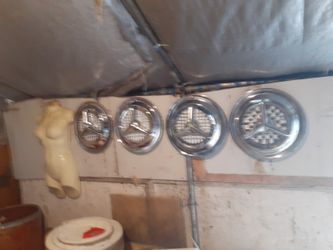 " Old School" 15" Flipper Hub Caps