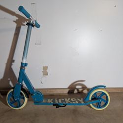 Kicksy Foldable Scooter