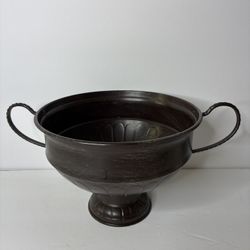 Vintage Style Metal Footed Bowl w/ Handles – Rustic Decor