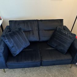 Ashley Furniture Macleary Blue Loveseat 