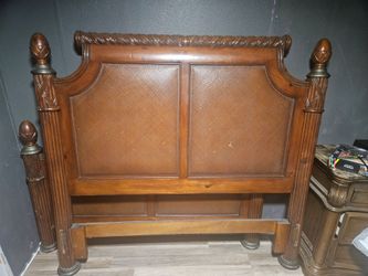 Full queen size bedframe