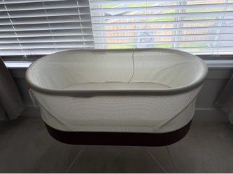 Snoo Bassinet For Sale - Great Condition