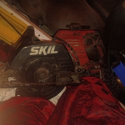 Skil Brushless 2x20 V Skill Saw