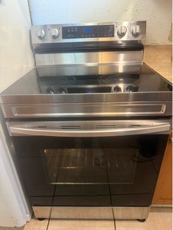 Electric range 4 burners