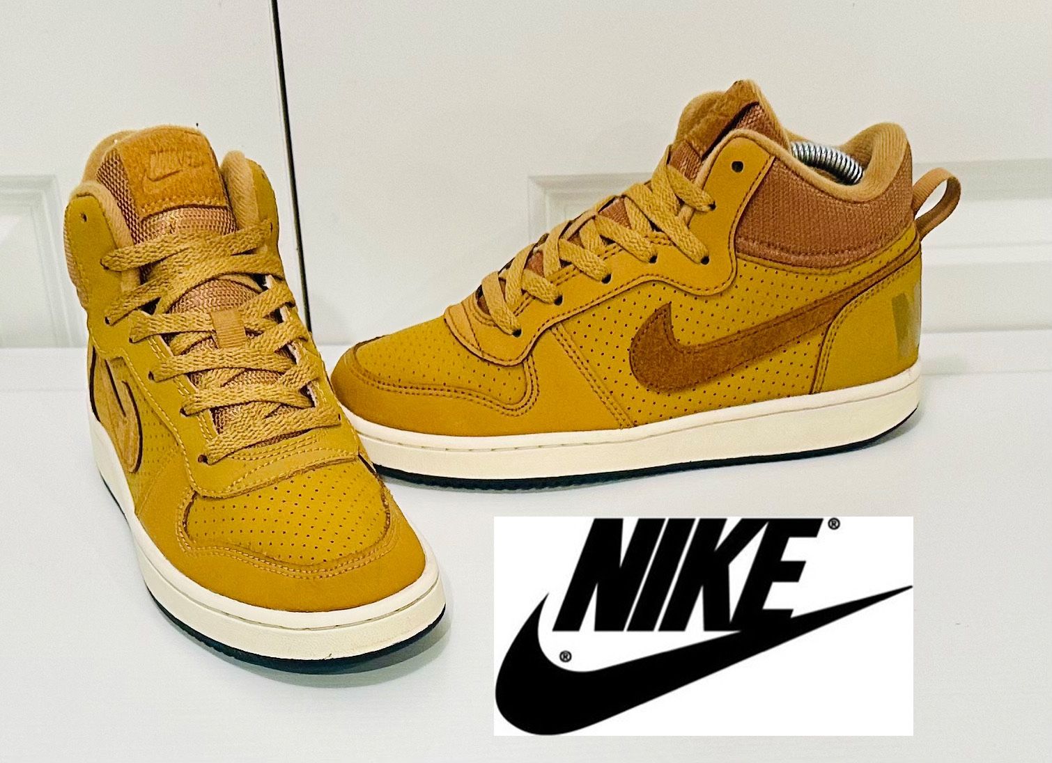 NIKE Court Borough Mid ‘Wheat Style [839977-701]  Size: 5.5Y (YOUTH) CM: 24  PRICE IS FIRM**