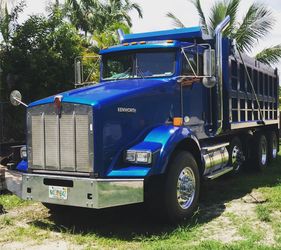Kenworth t800 dump truck