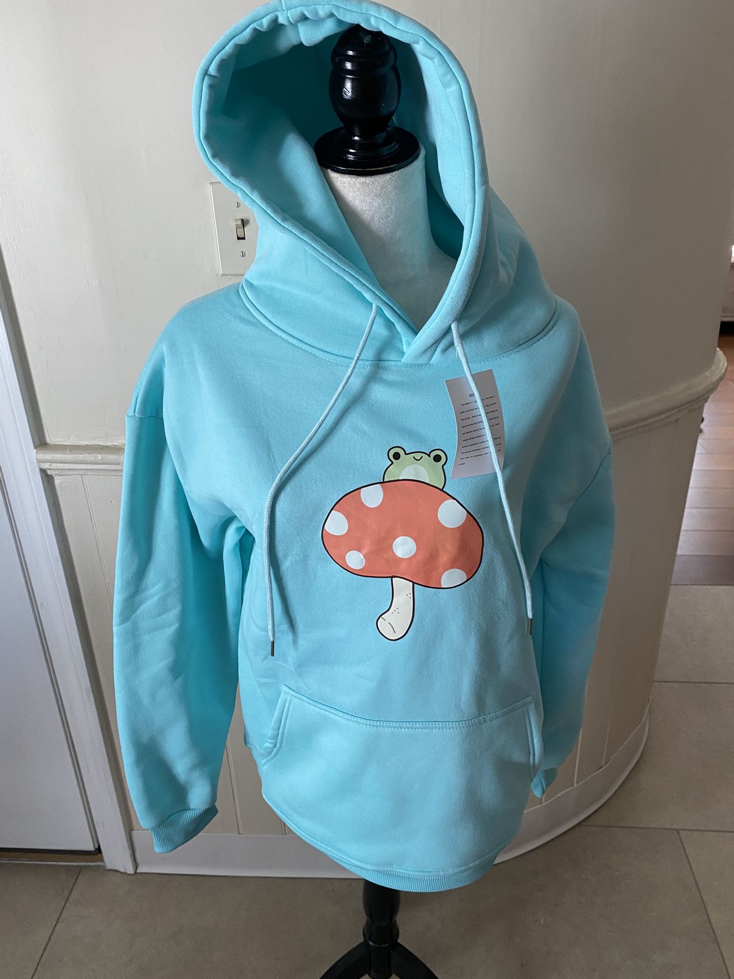 NWT Woman’s Keevici Frog And Mushroom Sweatshirt Hoodie Size Medium
