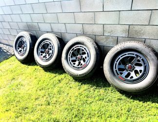 17" Nissan wheels and tires.