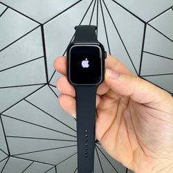 Apple Watch Series 7 Nike Edition New With Box 