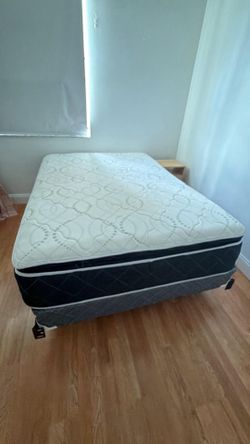 Colchón full+ base + soporte metálico