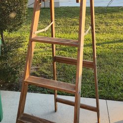 6 Ft Wooden Ladder 