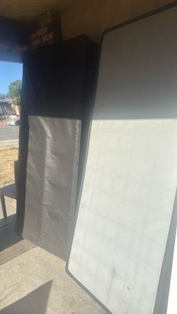 2 Twin boxsprings FREE