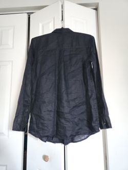 Black Linen long-sleeve button-up shirt. Size XS