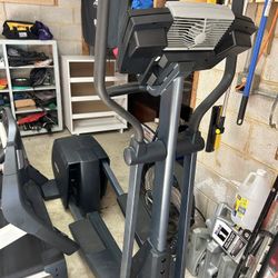 Elliptical Norditrack CX 925